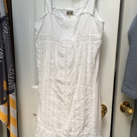 Converse sundress, adorable-M size, with full length separate cotton lining. - Picture 2 of 6